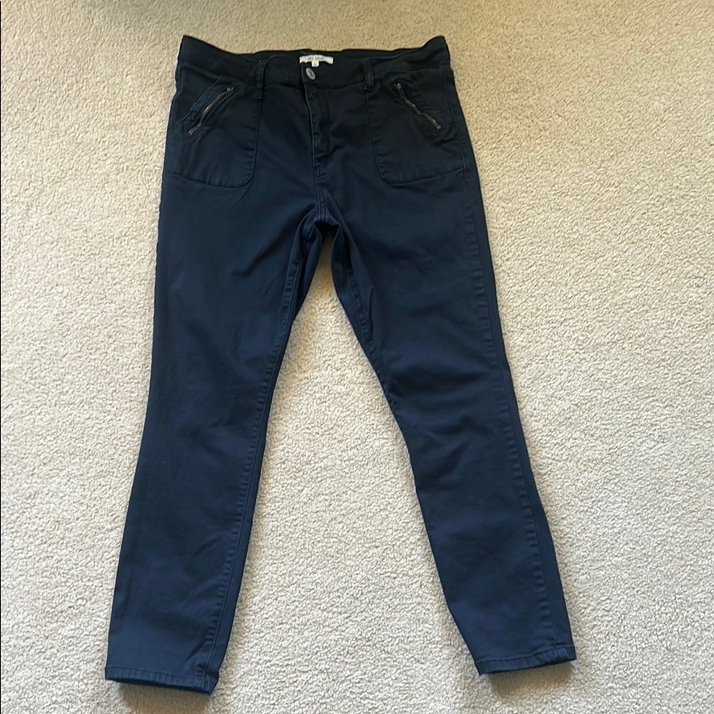 Women's Navy Blue Pants